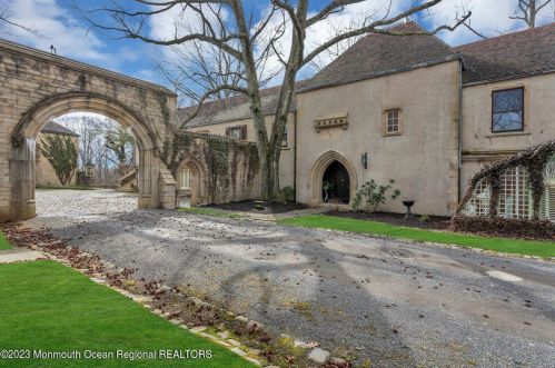 310 Cooper Rd, Tinton Falls NJ 07701-6010 exterior