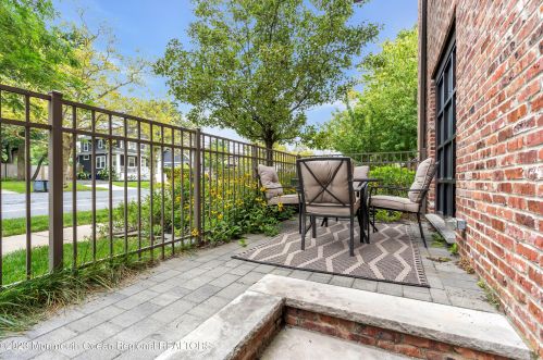 1001 2nd Ave, Tinton Falls NJ 07712-5800 exterior