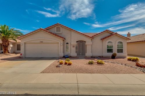 12041 46th St, Phoenix, AZ 85044-2464