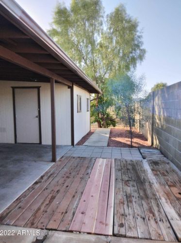 19424 30 St, Phoenix AZ 85050-8010 exterior