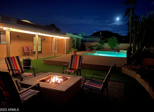 901 Beck Ln, Phoenix AZ  85022-3505 exterior