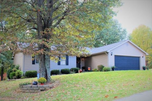 128 Carlisle Dr, Madisonville, KY 42431-9172