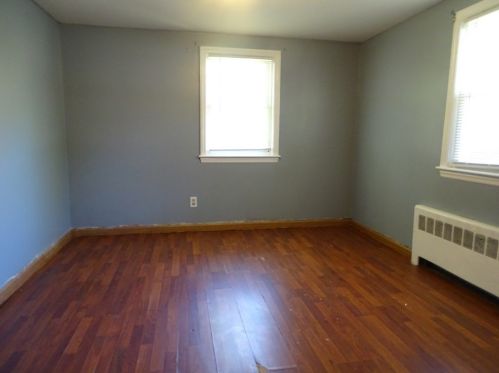 11 Rhodes Cir, Hingham MA 02043-1529 exterior