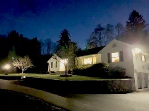 1221 Canton Ave, Milton MA 02186-3503 exterior