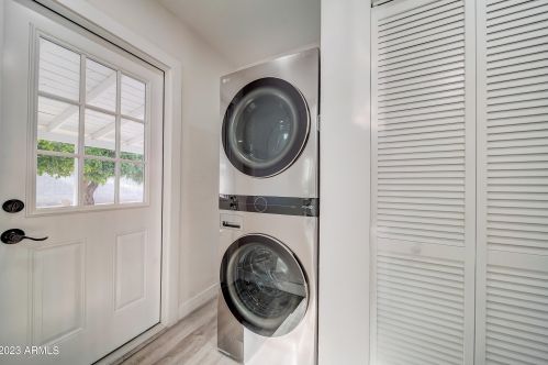 3520 Amelia Ave, Phoenix AZ 85037-2365 exterior