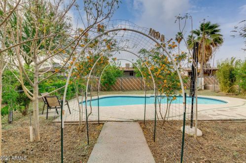 3844 Bloomfield Rd, Phoenix AZ  85032-7334 exterior