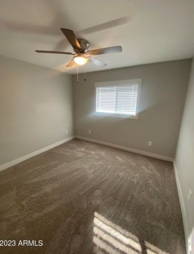 2221 27th St, Phoenix AZ 85008-4924 exterior