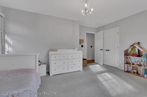 130 Rumson Pl, Little Silver NJ  07739-1044 exterior