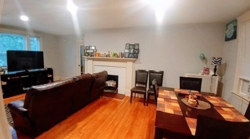 40 Howland Ter, Worcester MA  01602-2631 exterior