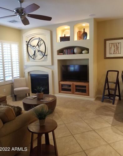 5122 34 Way, Phoenix AZ 85018-1548 exterior