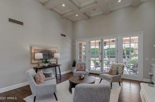 1465 Caribbean Ln, Phoenix AZ 85023-6792 exterior