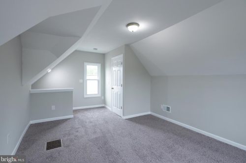 128 Edith Ave, West Deptford NJ 08096-3521 exterior