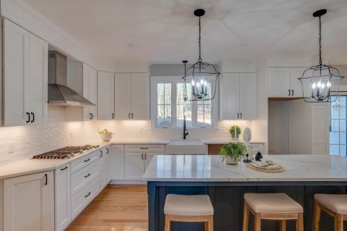 1 Dogwood Ln, North Reading MA 01864-1925 exterior