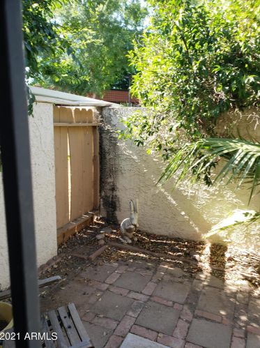 2610 Edgemont Ave, Phoenix AZ 85035-1735 exterior