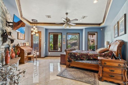 33807 4 Dr, Phoenix AZ 85045-0464 exterior