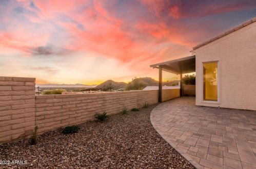 21 Beryl Ave, Phoenix AZ  85021-2480 exterior