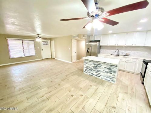 1620 57 Dr, Phoenix AZ 85031-1835 exterior