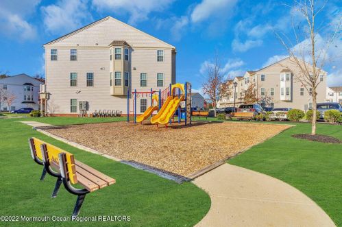 136 Kyle Dr, Tinton Falls NJ  07712-7537 exterior