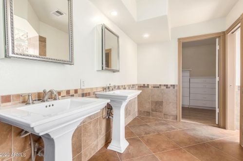 18802 34 Way, Phoenix AZ 85050-2631 exterior