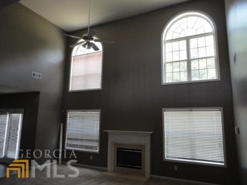 284 Sunderland Way, Stockbridge GA  30281-7955 exterior