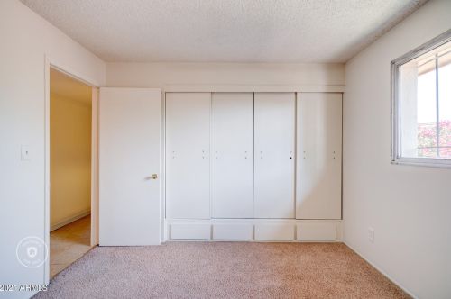 6243 Camelback Rd, Phoenix AZ 85033-1534 exterior