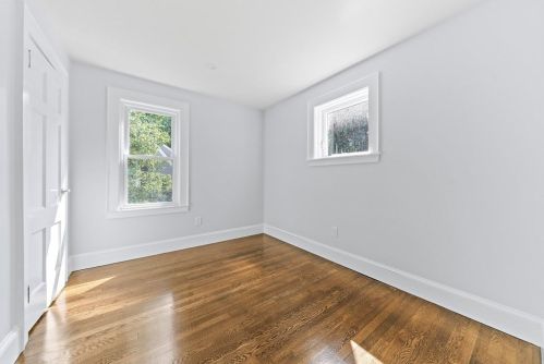 363 Pleasant St, Milton MA  02186-4764 exterior