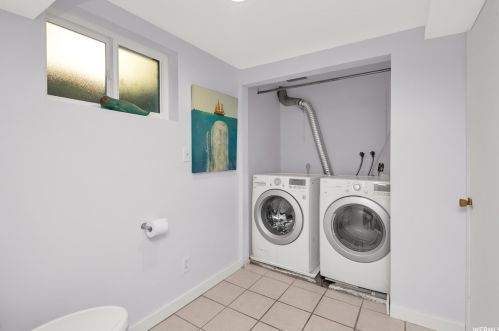 1716 Paulista Way, Sandy UT 84093-6847 exterior