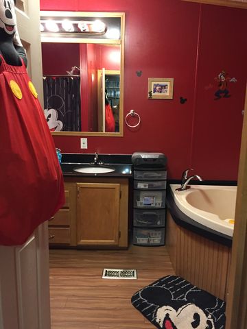 3500 Elkhorn Crk, Elkhorn City, KY 41522-7106