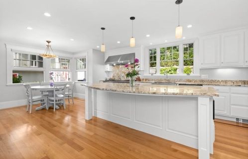 20 Phillips Ave, Rockport MA  01966-1144 exterior