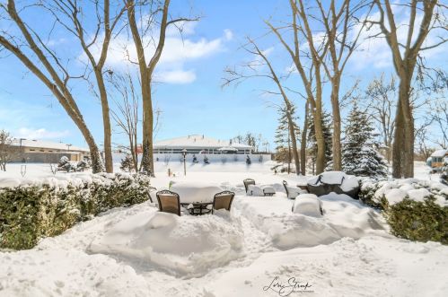 14 Meagan Ln, Lemont IL 60439-4496 exterior