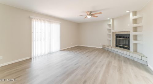 4052 80th Dr, Phoenix AZ  85033-3509 exterior