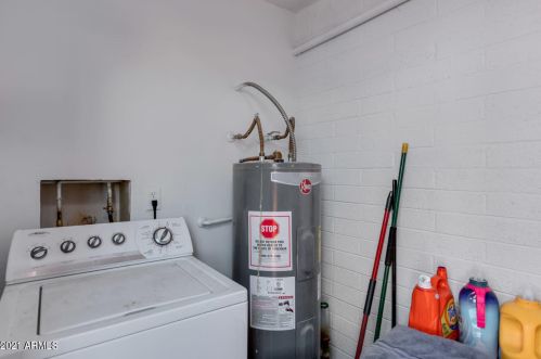 4001 45th St, Phoenix AZ 85044-4930 exterior