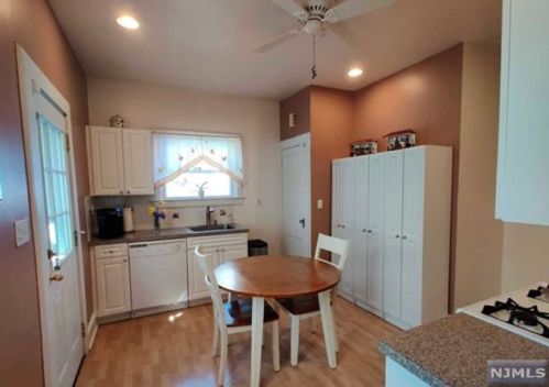 28 Bayard St, Belleville NJ 07109 exterior