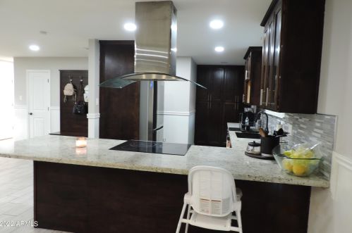 4001 61 St, Phoenix AZ 85033-1712 exterior