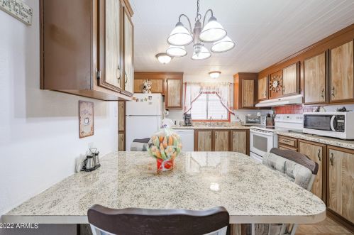 19410 25 St, Phoenix AZ 85008-4914 exterior