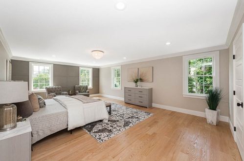 53 Lantern Ln, Arlington MA 02474-1806 exterior