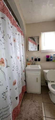 273 Purchase St, New Bedford MA 02740-5738 exterior