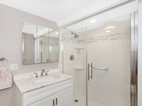 235 Chelsea St, Everett MA 02149-4807 exterior