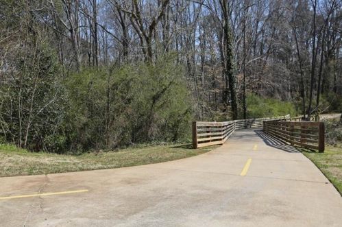 3650 Ashford Dunwoody Rd, Atlanta GA 30319-2020 exterior