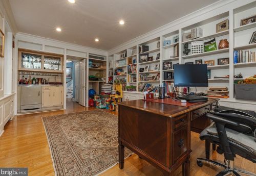 605 Delaware St, West Deptford NJ  08096-1576 exterior