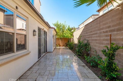 63 Parkdale, Irvine CA 92620-2167 exterior