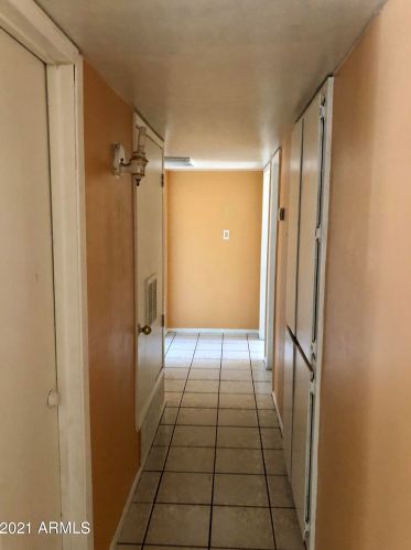 1620 65 Dr, Phoenix AZ 85043-5706 exterior