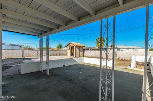 1828 Cocopah St, Phoenix AZ 85007-4023 exterior