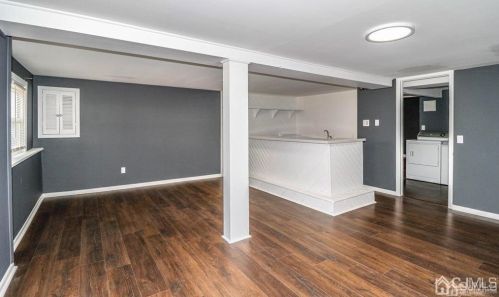 25 Fillmore Ave, Carteret NJ  07008-2238 exterior