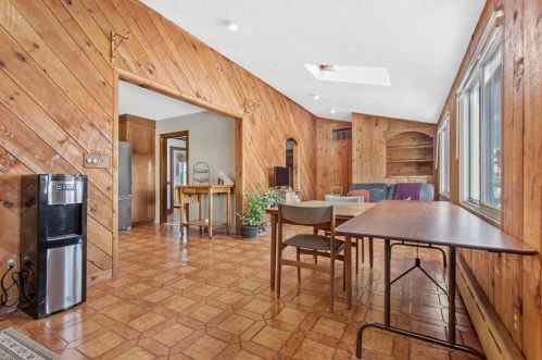 168 Linwood Ave, Newton MA 02460-1429 exterior