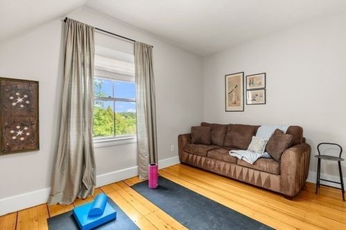 57 Grove Hill Ave, Newton MA 02460-2335 exterior