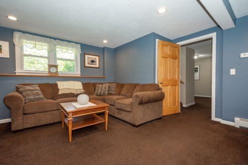 24 Ted Ln, Southborough MA 01772-2027 exterior