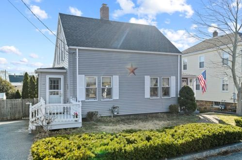 16 Dane St, Peabody, MA 01960-5815