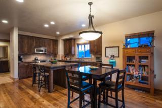 7876 Engen Loop, Park City UT  84098-4654 exterior