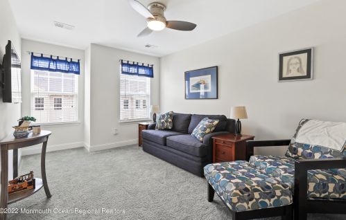 35 Kyle Dr, Tinton Falls NJ 07712-7536 exterior